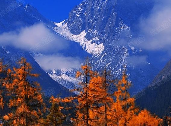 中国最著名的旅游排名前10的地方是哪些地方？