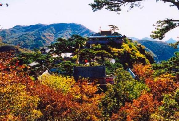 北京周边爬山好去处：黄草梁/莽山公园/鹫峰