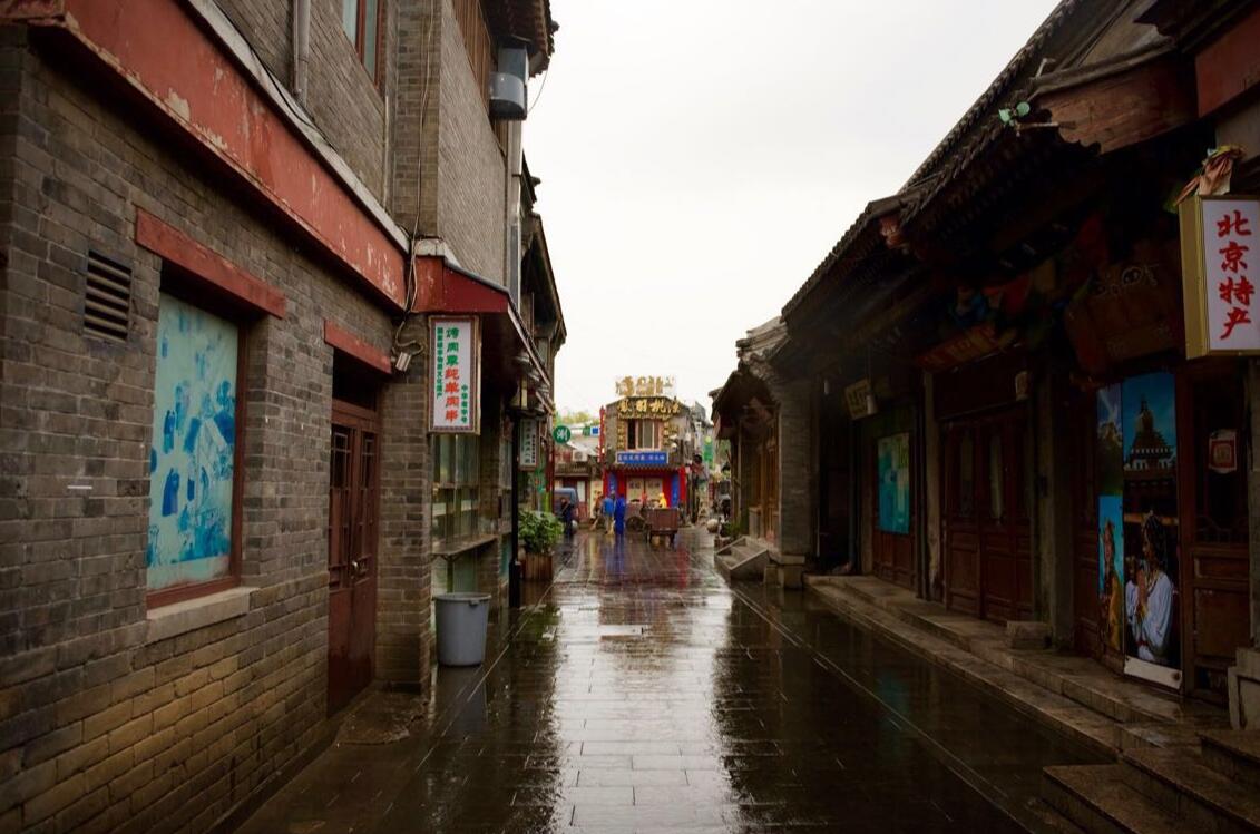 北京市和平民百姓的购物地点：北京动物园批发市场/王府井/西单大悦城