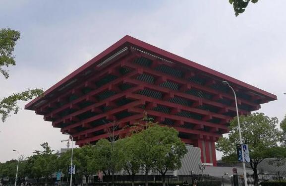 上海旅游十大必去景点：迪士尼度假区/东方明珠塔/外滩•南京路步行街/豫园•城隍庙/上海科技馆/上海世博园