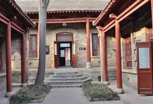 上海著名景点名胜古迹：上海文庙/白公馆/汪公馆/嘉道理住宅/东湖宾馆/马勒别墅/丁香花园/张学良公馆/蒋宋住宅/沙逊别墅