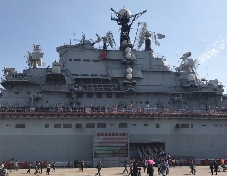 天津生态城好玩的公园排名：方特欢乐世界/亿利精灵乐园/中新友好图书馆/津沽记忆博物馆/南堤滨海步道/航母主题公园/故道河公园/永定洲公园/⽢露溪公园/国家海博馆