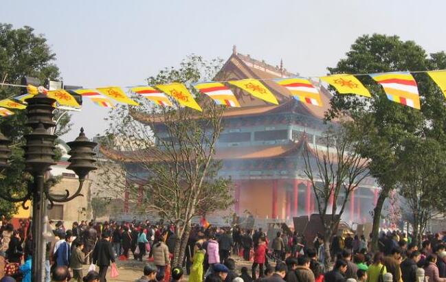 东莞烧香祈福去哪里比较好：黄旗山古庙/观音山/香慧寺/资福寺