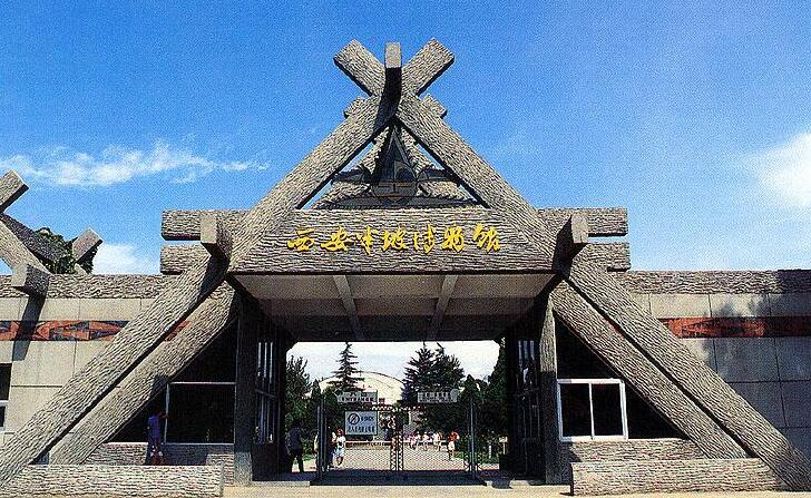 西安一日游必去的八大景点：秦始皇兵马俑/西安城墙/大雁塔/陕西历史博物馆/大唐芙蓉园