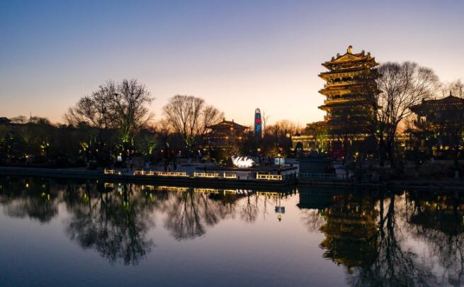 济南旅游必去十大景点推荐(济南旅游必去十大景点推荐理由)