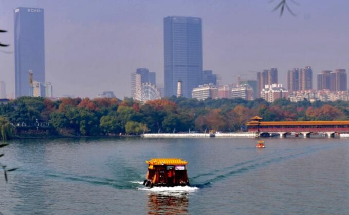 长沙市第一大公园：烈士公园