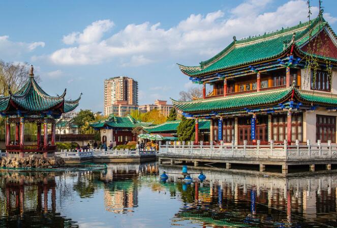 昆明旅游攻略必去景点（昆明旅游攻略自由行路线推荐）