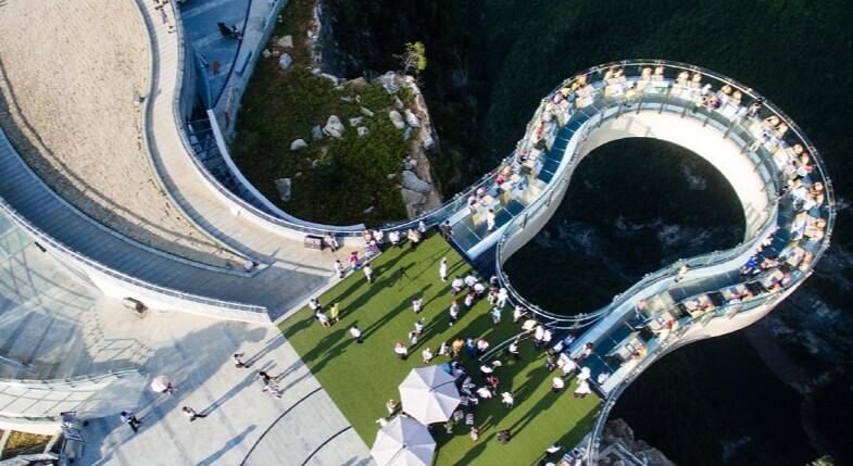 重庆旅游必去十大景点推荐(重庆旅游必去景点)