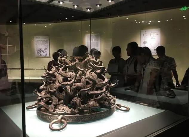 武汉旅游必去十大景点推荐(湖北武汉旅游景点排名前十名)