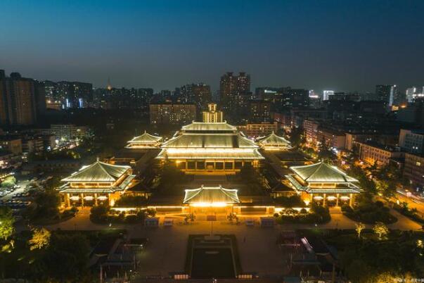 西安旅游必去十大景点推荐(西安旅游必去十大景点推荐理由)