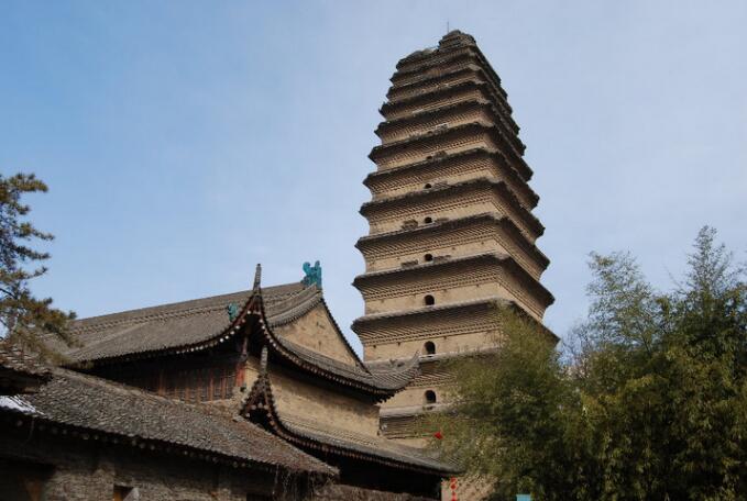 西安旅游必去十大景点推荐(西安旅游必去十大景点推荐理由)