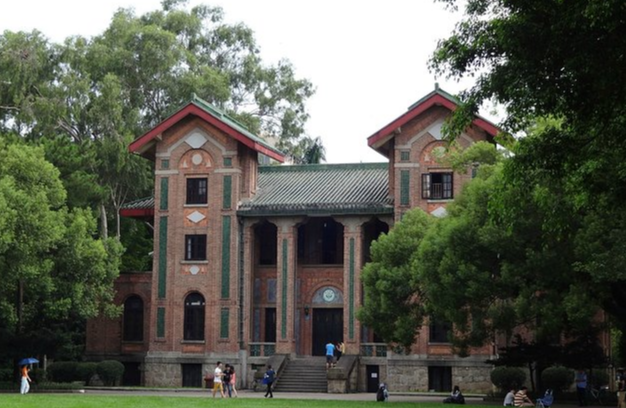 中国7大超大城市旅游必去十大景点推荐（北京,上海,广州,深圳,重庆,天津,成都）