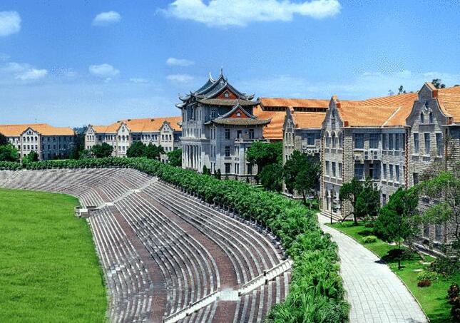 厦门旅游必去十大景点推荐(厦门旅游必去十大景点推荐理由)