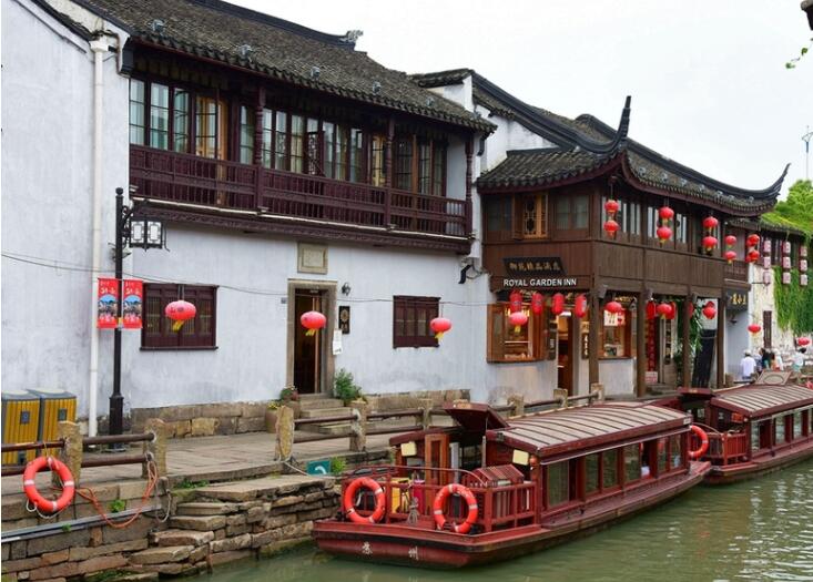 苏州旅游必去十大景点推荐(苏州旅游必去十大景点)