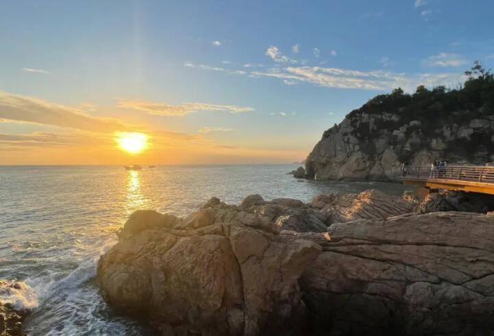 珠海旅游必去十大景点推荐(珠海旅游必去十大景点推荐理由)