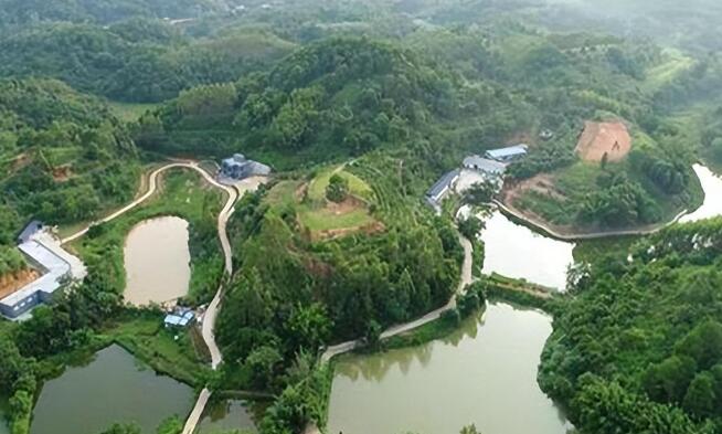 乌鲁木齐旅游必去十大景点推荐(乌鲁木齐旅游攻略必玩的景点)