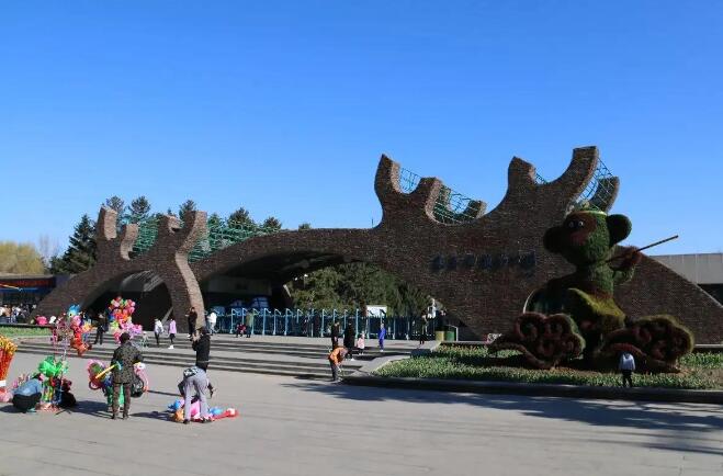 长春旅游必去十大景点推荐(长春旅游必去十大景点)