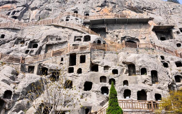 洛阳旅游必去十大景点推荐(洛阳旅游必去十大景点推荐理由)