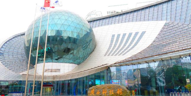 南宁旅游必去十大景点推荐(南宁旅游必去十大景点推荐理由)