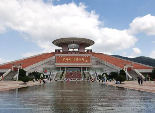 泉州旅游必去十大景点推荐(福建泉州旅游必去十大景点推荐有哪些)
