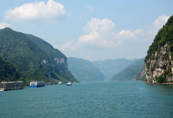 宜昌旅游必去十大景点推荐(湖北宜昌旅游必去景点推荐)