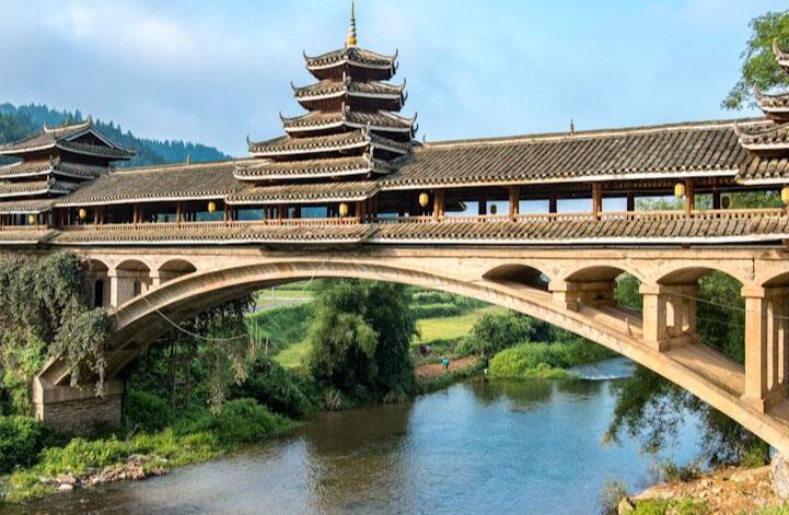 柳州旅游必去十大景点推荐(柳州旅游必去十大景点排名)