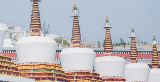 西宁旅游必去十大景点推荐(西宁旅游必去景点推荐)