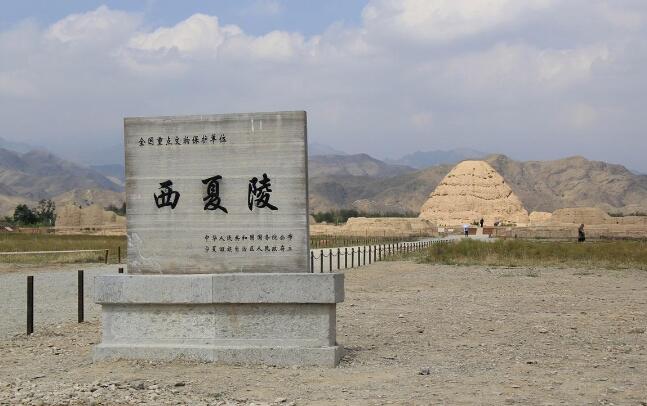 银川旅游必去十大景点推荐(银川旅游必去的景点)