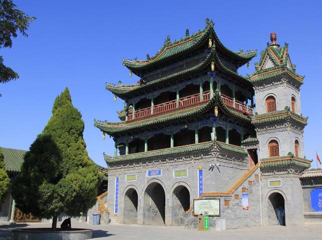 银川旅游必去十大景点推荐(银川旅游必去的景点)