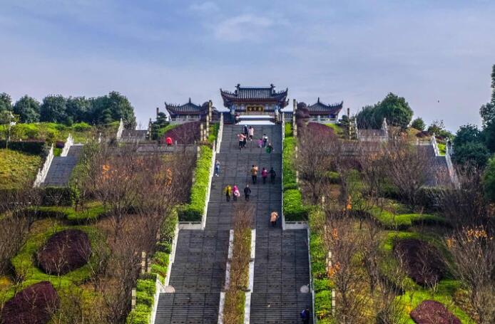 义乌旅游必去十大景点推荐(义乌旅游必去的景点)