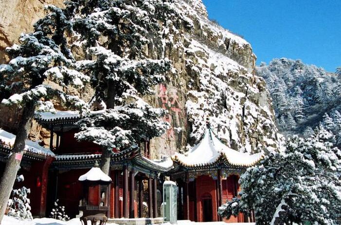 五岳山分别是哪五座山：泰山、华山、衡山、恒山、嵩山